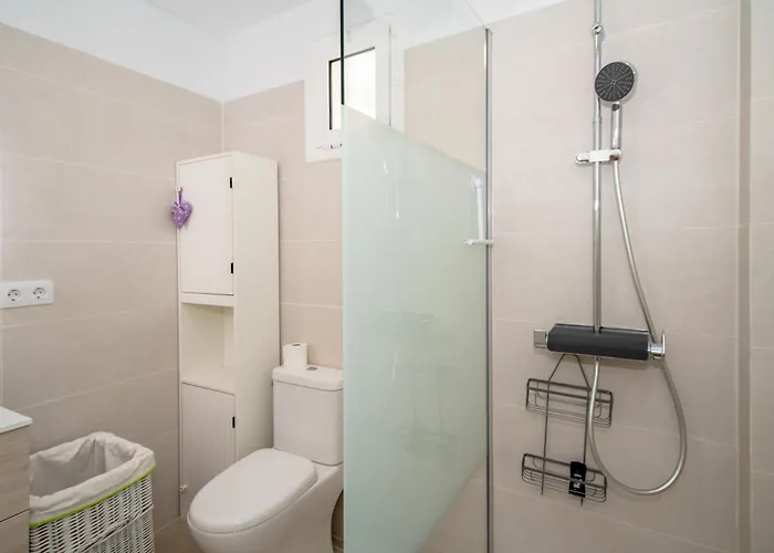 Newly Refurbished In Prime Location Apartment