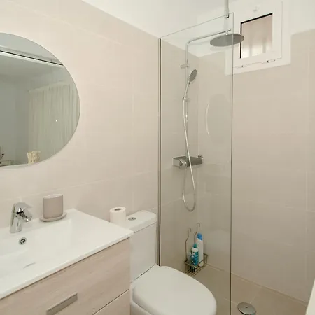 Apartamento Newly Refurbished In Prime Location